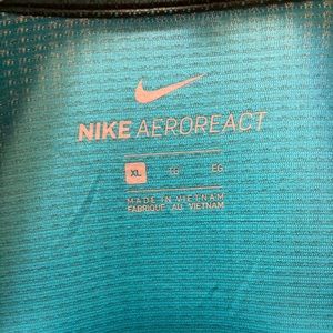 Nike men’s golf shirt XL